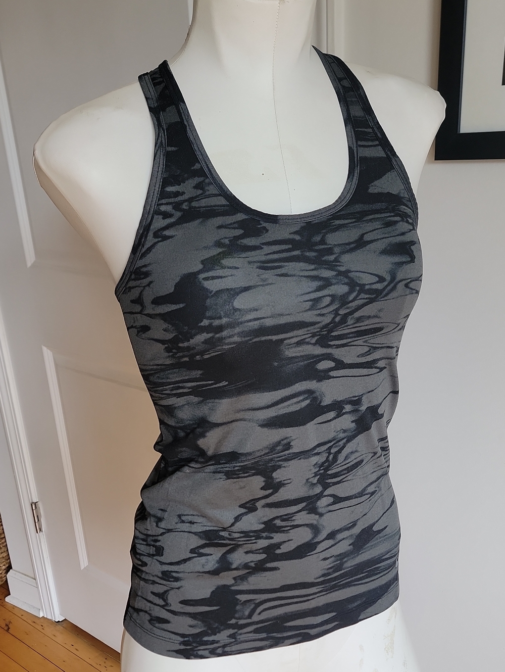 Nike Pro Dri-FIT Black & Grey Abstract Camo Racerback Tank Top XS